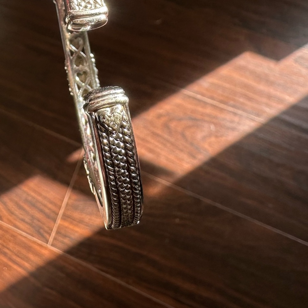 Judith Ripka JR TWO Narrow Pia Diamond Hinged Cuff Bracelet- Gold Silver - Picture 8 of 8